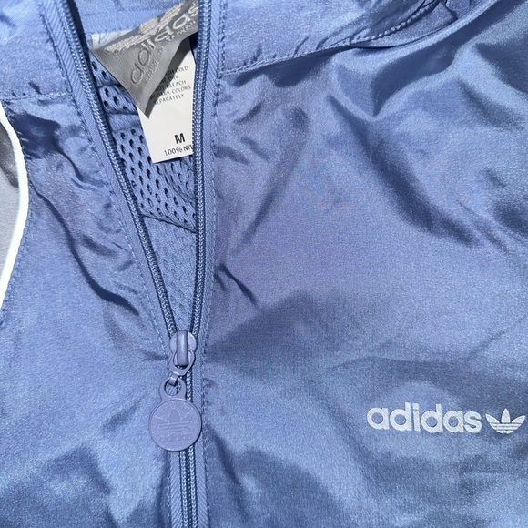 VINTAGE Adidas Women's Blue and Silver Qtr Zip Jacket - Picture 15 of 15